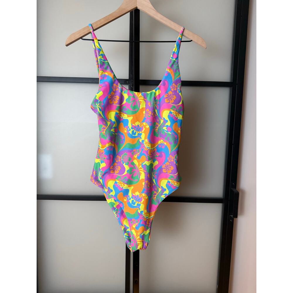 Kulani Kinis One Piece Size Large